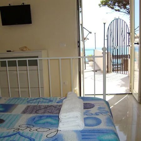 Guest house La Scogliera Turca