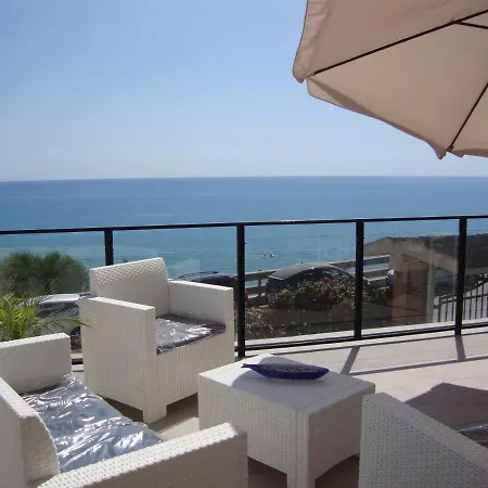 Guest house La Scogliera Turca *