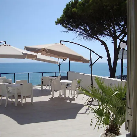 La Scogliera Turca 3*